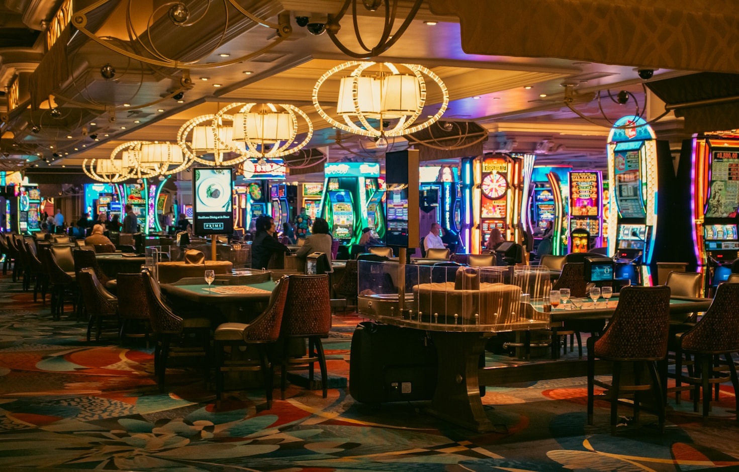 Live Casino Trends Shaping the Industry in 2025